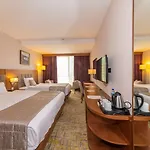 فندق Land Park 4*