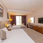 Land Park 4* اسطنبول