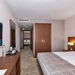 فندق Land Park 4*