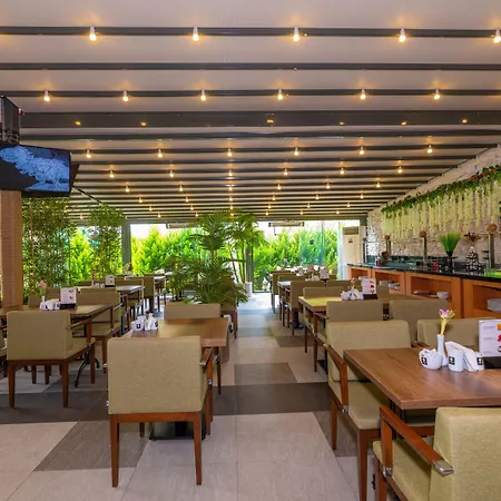 Land Park 4* 이스탄불