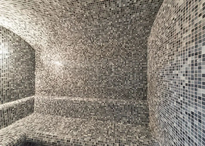 Ξενοδοχείο Land Park 4*