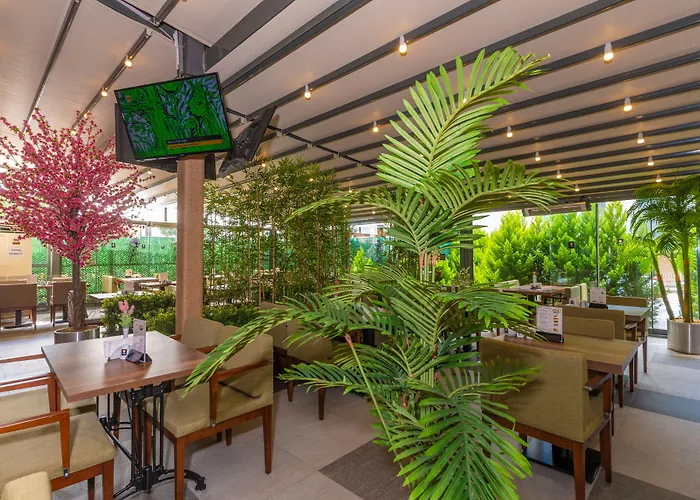 Ξενοδοχείο Land Park