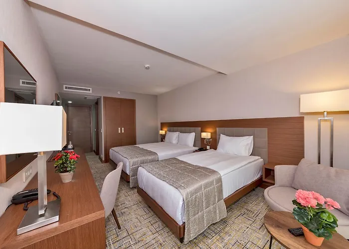 Land Park Ξενοδοχείο 4*